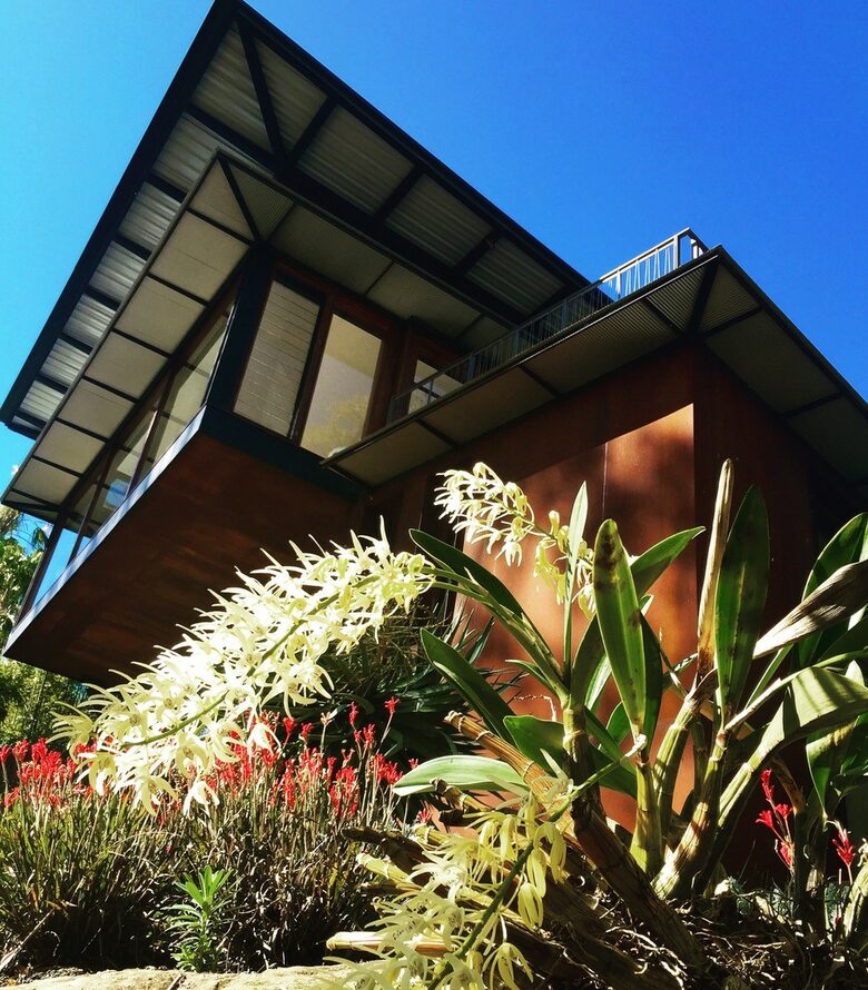 Pacific House - Palm Beach, Australia