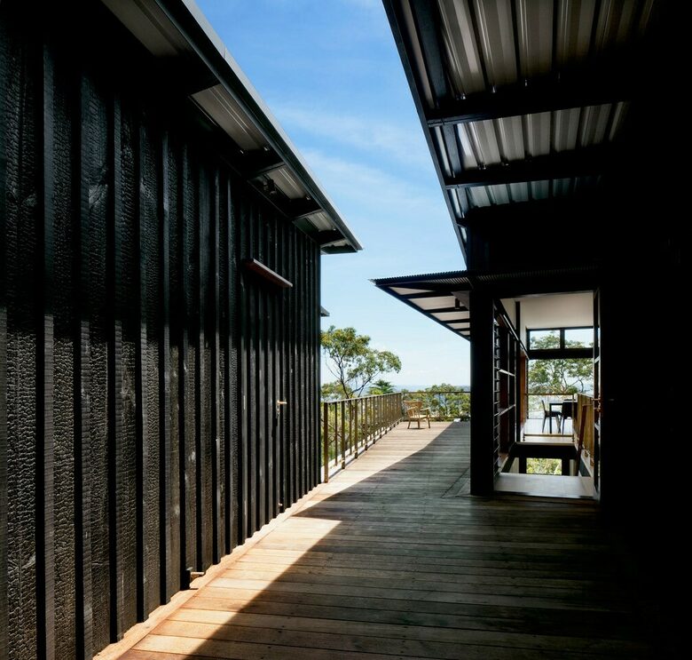 Pacific House - Palm Beach, Australia
