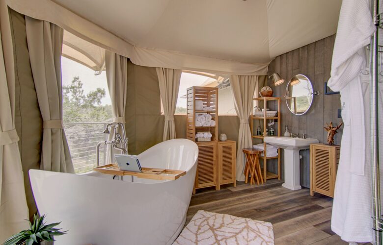 Firesong Ranch and Glamping - The Casita and Ndotto - Spicewood, Texas