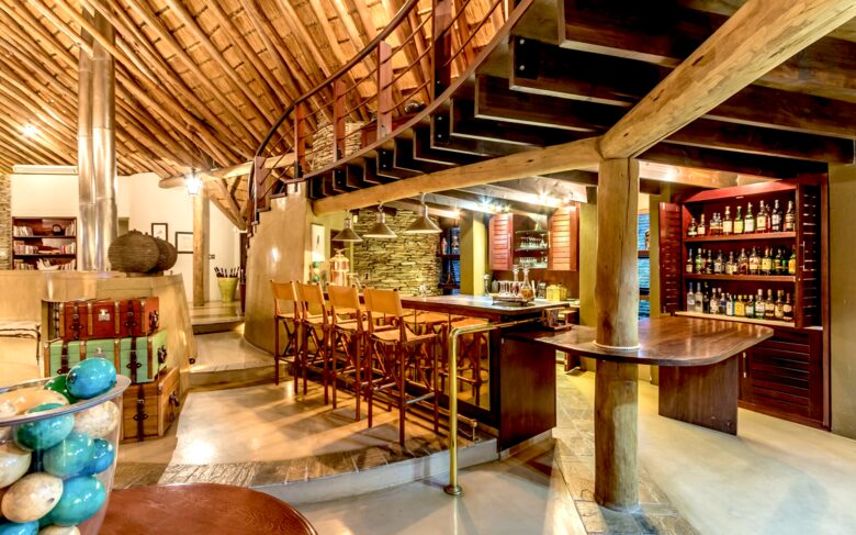 Makanyi Private Game Lodge - Hoedspruit, South Africa
