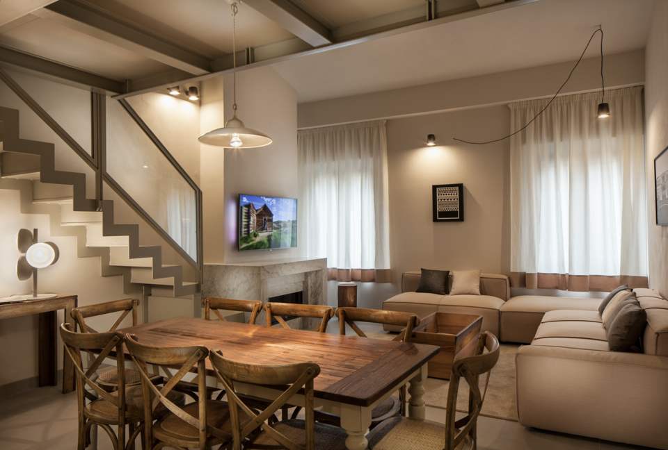 Equity Residences, Penthouse in Siena's Heart with Elevator & Parking! - Siena, Italy