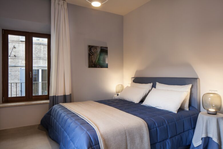 Equity Residences, Penthouse in Siena's Heart with Elevator & Parking! - Siena, Italy