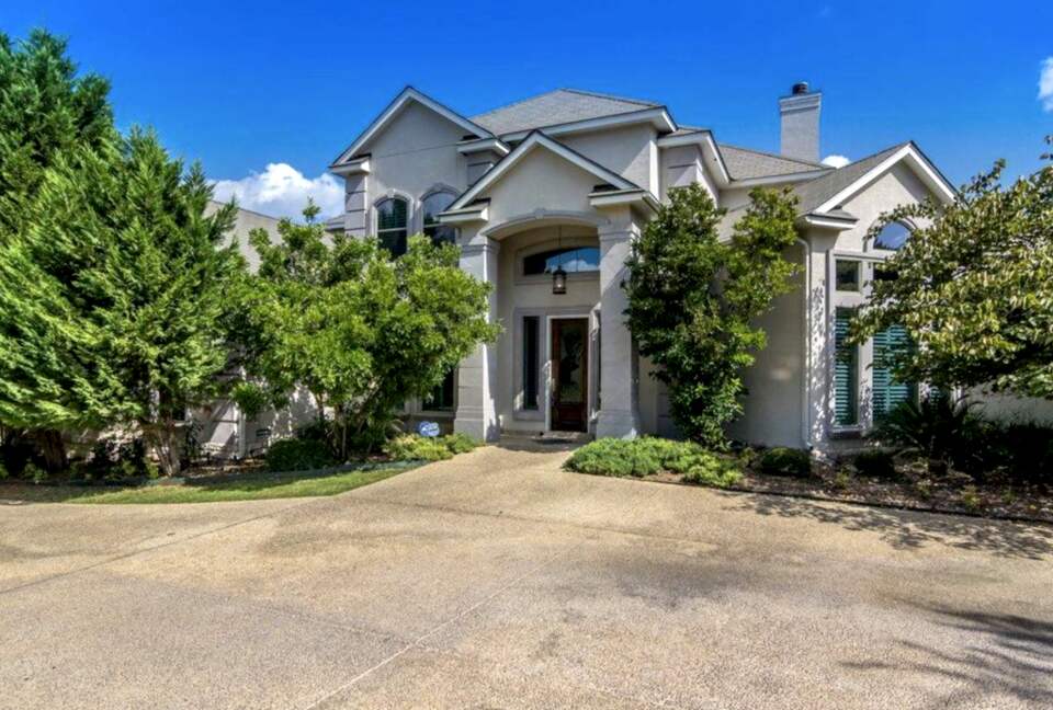 Champions Property - San Antonio, Texas