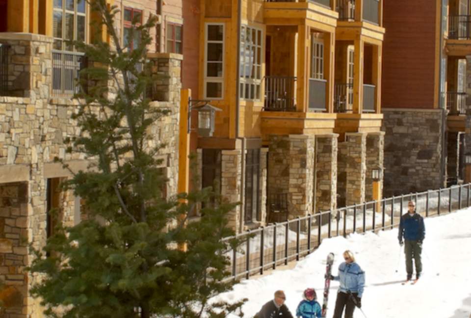 Welk's Northstar Lodge Ski In Ski Out - Studio bedroom - Truckee, California