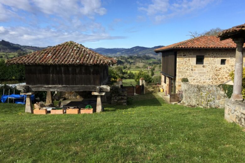 La Corolla - Villaviciosa, Spain