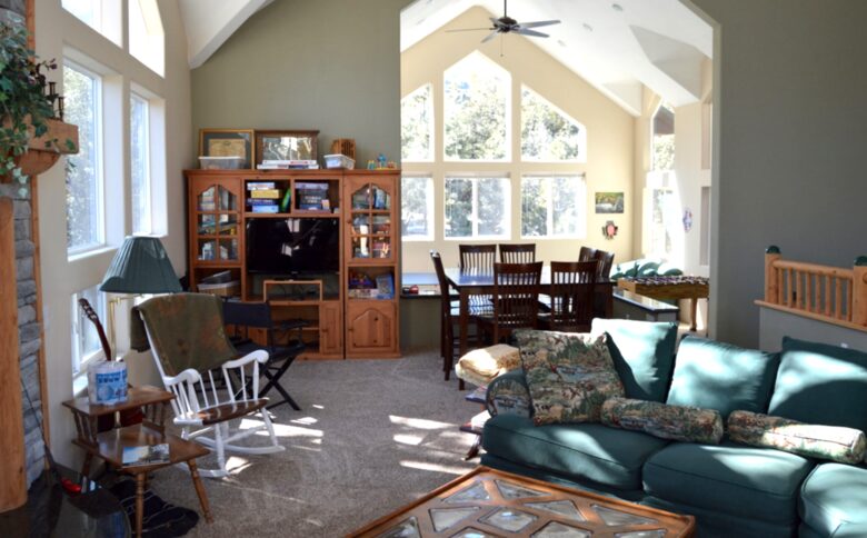 Breathtaking Pine Mountain Lodge - Pine Mountain Club, California