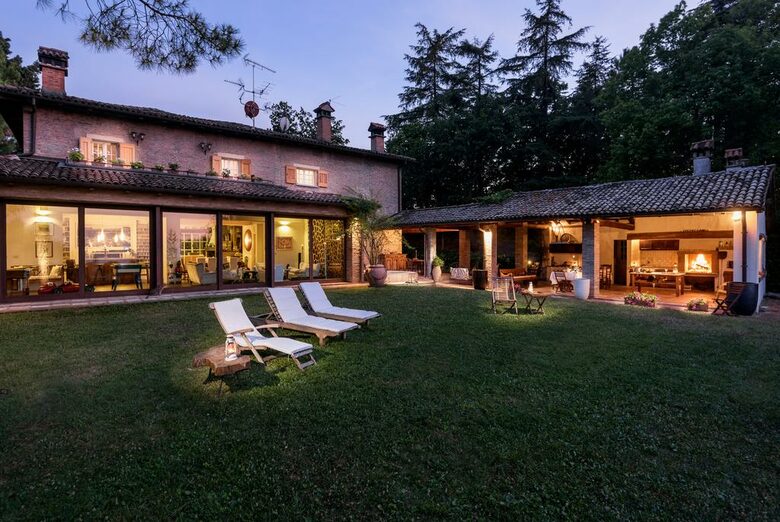 Amazing Villa Monte Quercione - Bologna, Italy