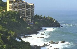 Pacific Paradise - Ixtapa de Azueta, Mexico
