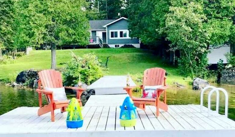 Wakefield Retreat - Alcove, Canada