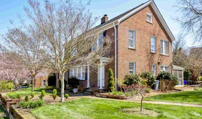 Marshall Art House in Downtown Greenville - Greenville, South Carolina