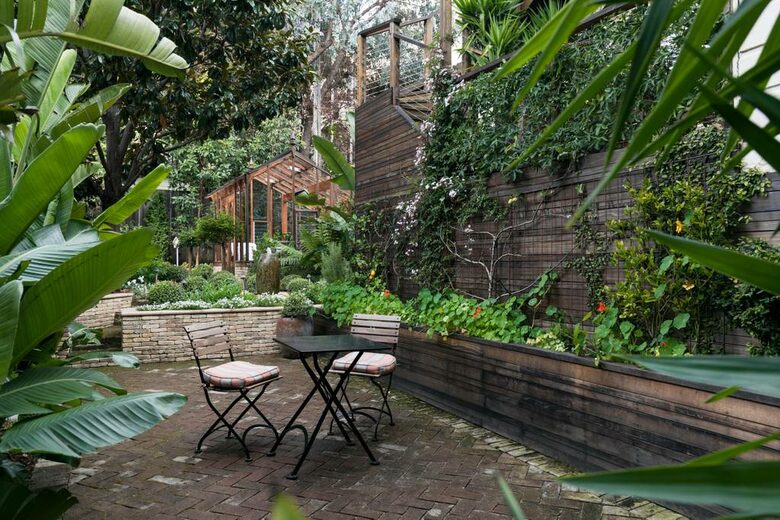 Sophisticated Victorian Flat Between Castro & Mission Dolores - San Francisco, California