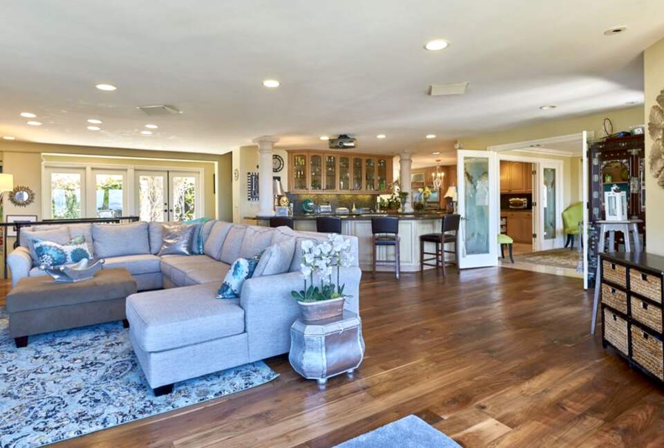Unequalled Luxury Villa at the Beach, Laguna Beach 180° View of Sea, in the Village - Laguna Beach, California