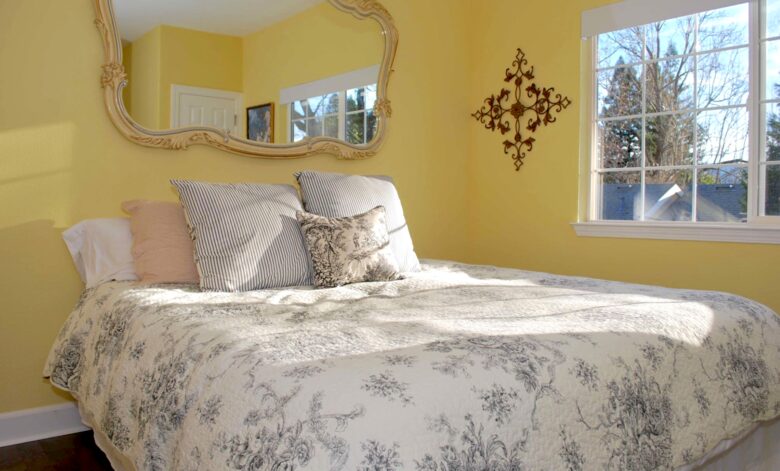 Wine Country Cottage - St. Helena, California