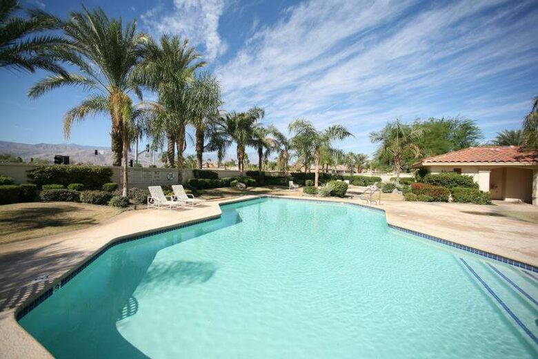 Luxury Desert Oasis - Palm Desert, California