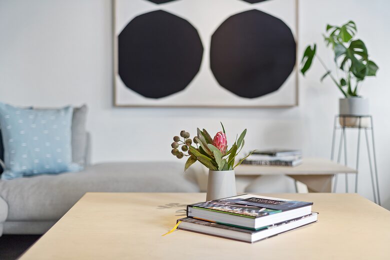 Modern Queensbridge Residence - Melbourne, Australia