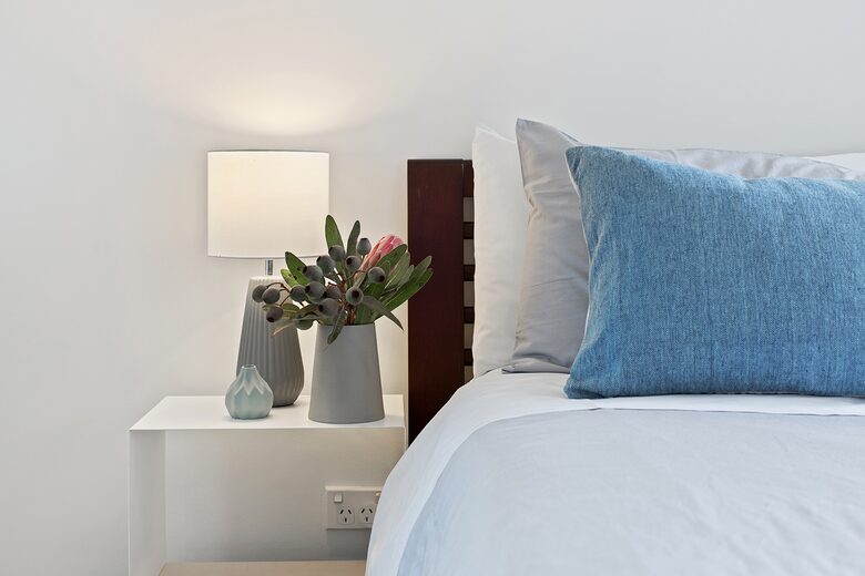 Modern Queensbridge Residence - Melbourne, Australia