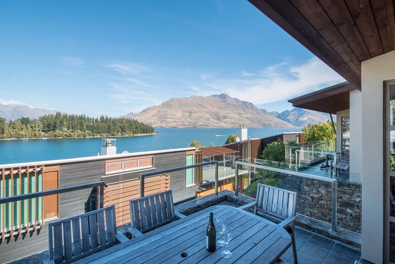 Lake Street Queenstown - Queenstown, New Zealand
