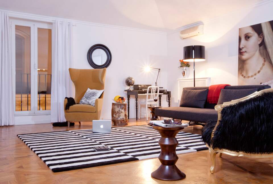 The Hideaways Club - Spanish Steps - Rome, Italy