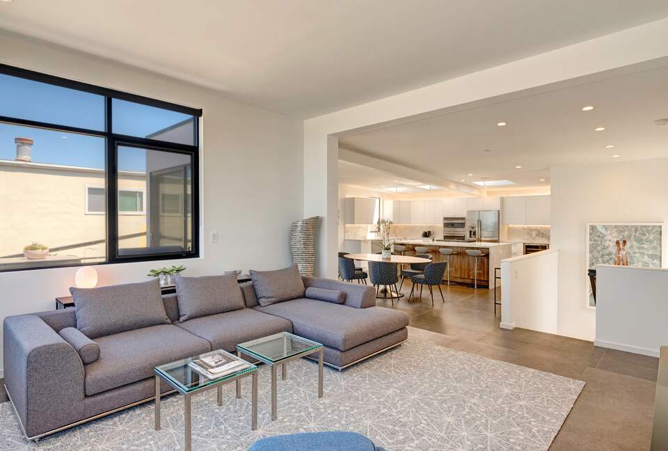 Manhattan Beach Getaway - Perfect Downtown/Beach Location! - Manhattan Beach, California