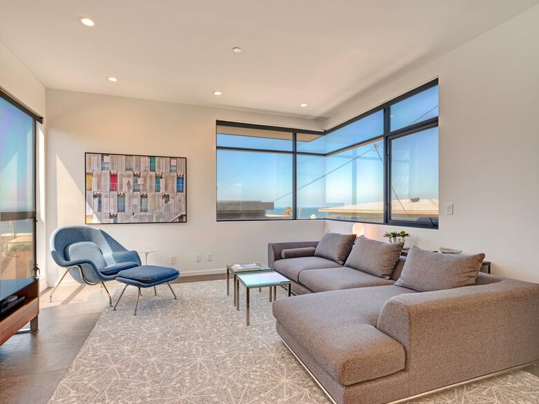 Manhattan Beach Getaway - Perfect Downtown/Beach Location! - Manhattan Beach, California