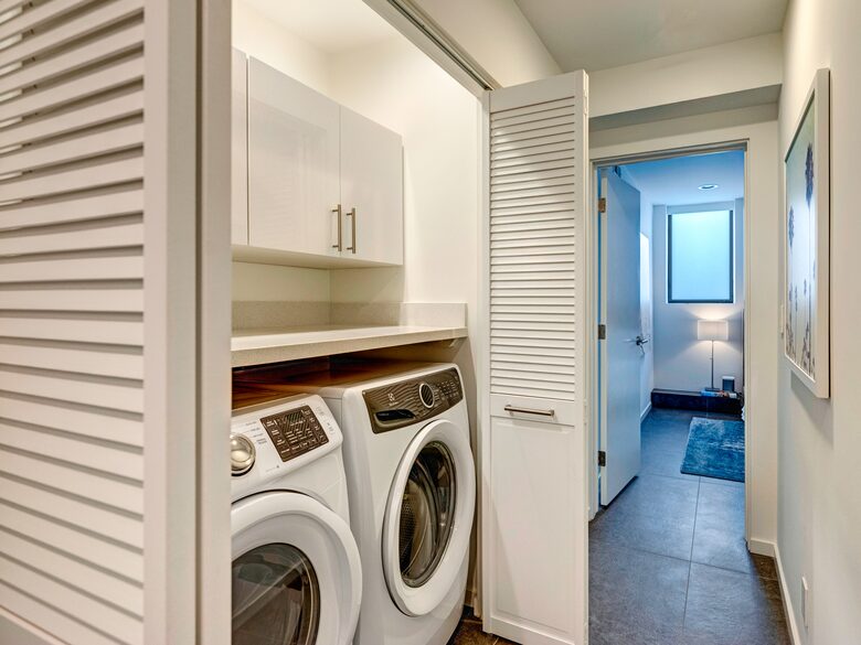 Manhattan Beach Getaway - Perfect Downtown/Beach Location! - Manhattan Beach, California