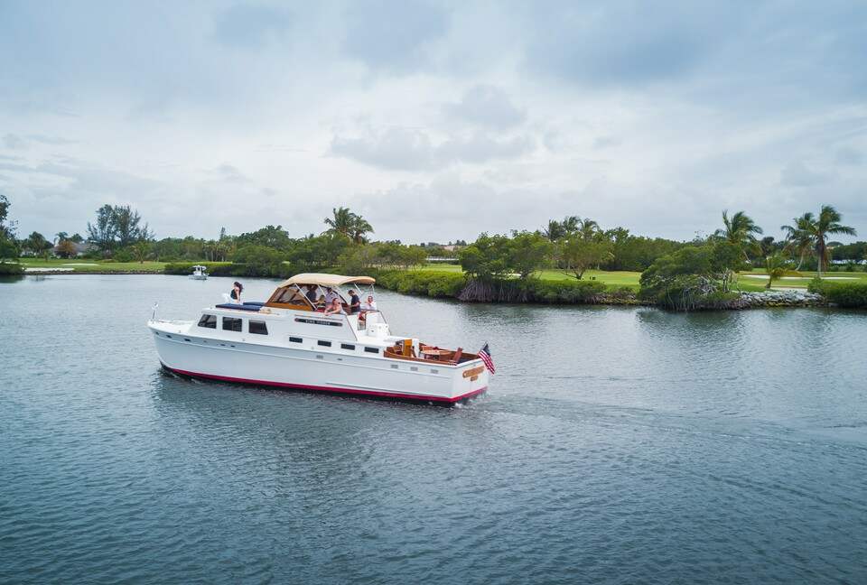 Kingfisher Luxury Yacht 50' Huckins Corinthian - 3 Day - 2 Night Weekend East Coast Cruise - Sag Harbor, New York
