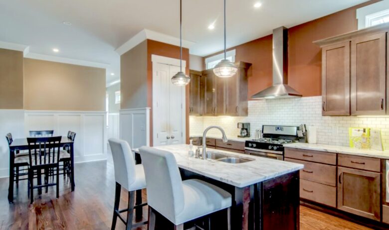 12th South Nashville Beauty - Nashville, Tennessee