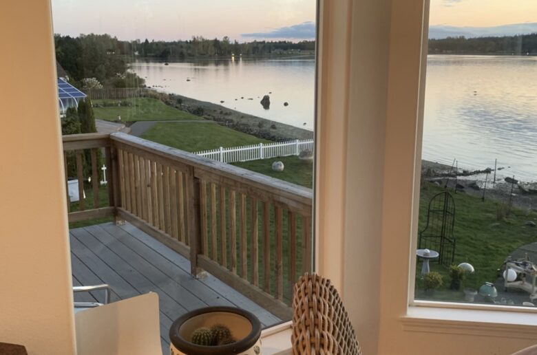 Waterfront Sunset Home in Birch Bay - Blaine, Washington