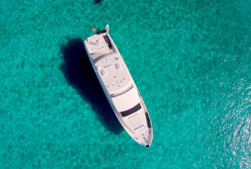 Hargrave - 80-Foot Yacht "Perfect Sense" - Nassau, Bahamas