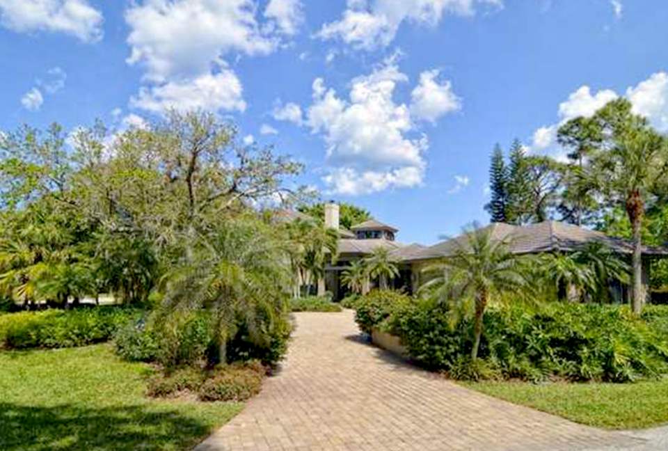 Loblolly Bay Luxury - Prestigious Gated Community - Hobe Sound, Florida