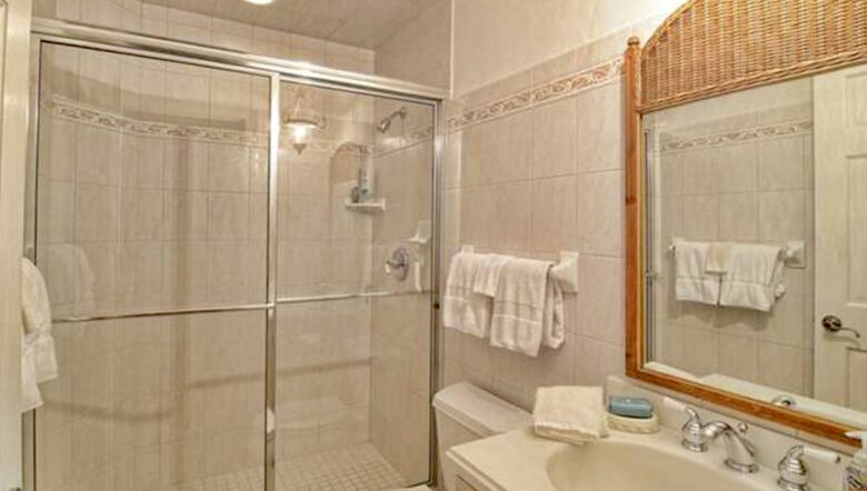 Loblolly Bay Luxury - Prestigious Gated Community - Hobe Sound, Florida