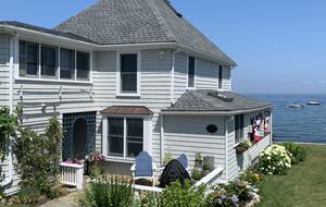 Diamond Cove Seaside Cottage - Annisquam, Massachusetts