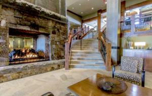 Apartamento en Peak 8 con acceso directo a las pistas y salida en telecabina, con servicios del complejo turístico - Breckenridge, Colorado