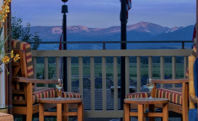 Four Seasons Jackson Hole - Three-Bedroom Resort Residence - Jackson Hole, Wyoming