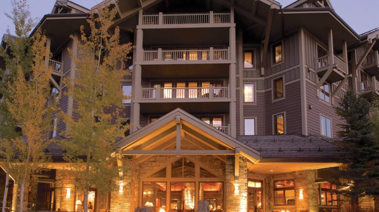 Four Seasons Jackson Hole - Three-Bedroom Resort Residence - Jackson Hole, Wyoming