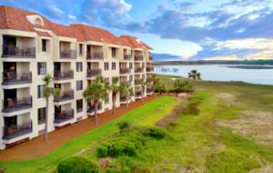 Marriott's Harbour Pointe at Shelter Cove - Two-Bedroom Residence - Hilton Head, South Carolina