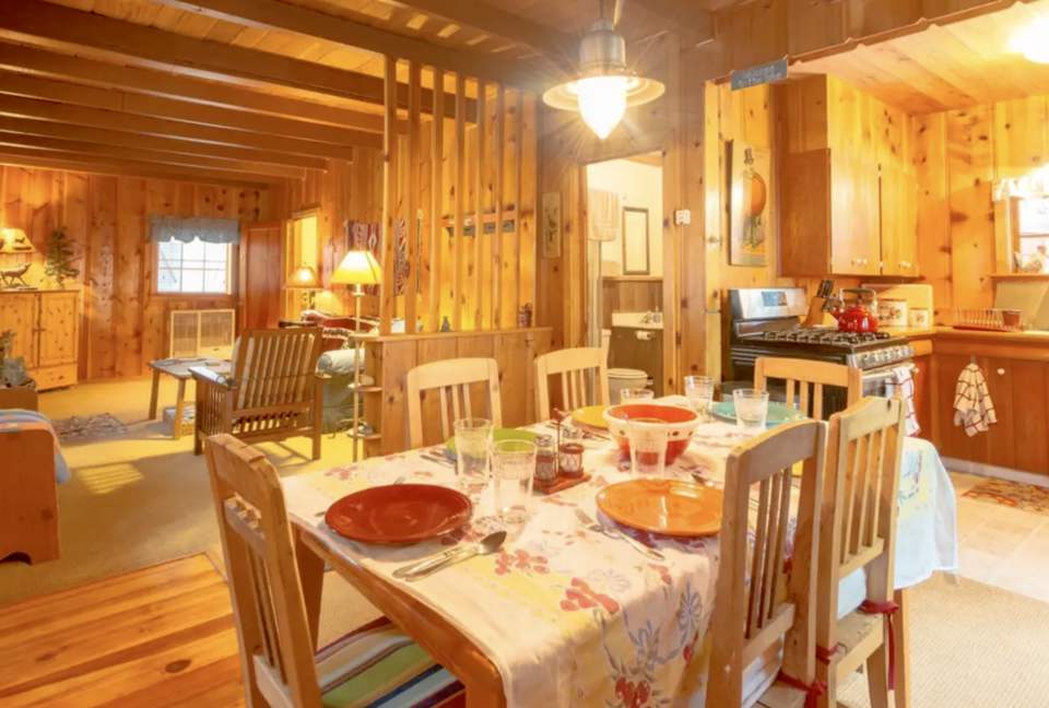 Cozy Tahoe Vista Cabin - Kings Beach, California