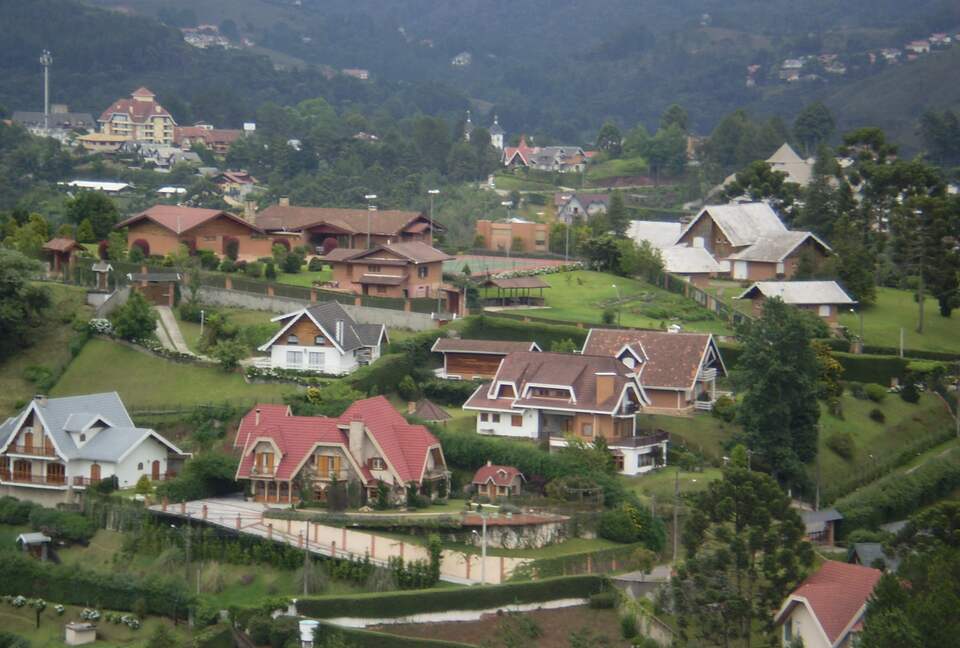 Casa Neuza - Campos do Jordão - Campos do Jordão, Brazil
