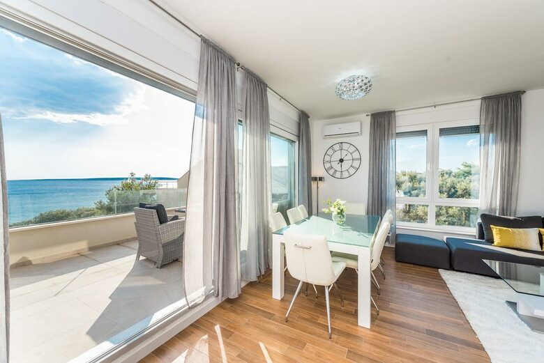 Luxury Penthouse - Mandre, Croatia