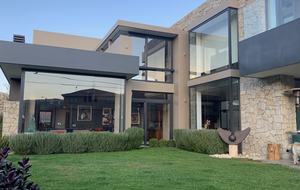 Designer House in La Paz, Bolivia - La Paz, Bolivia