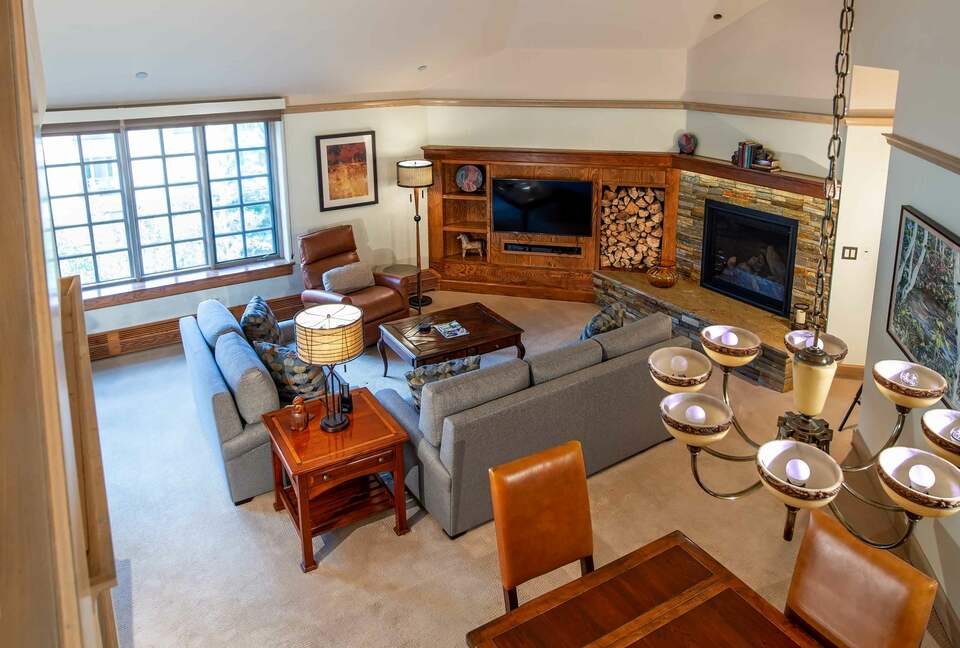 Park Plaza Beaver Creek - 2 Bedroom & Den - Beaver Creek, Colorado