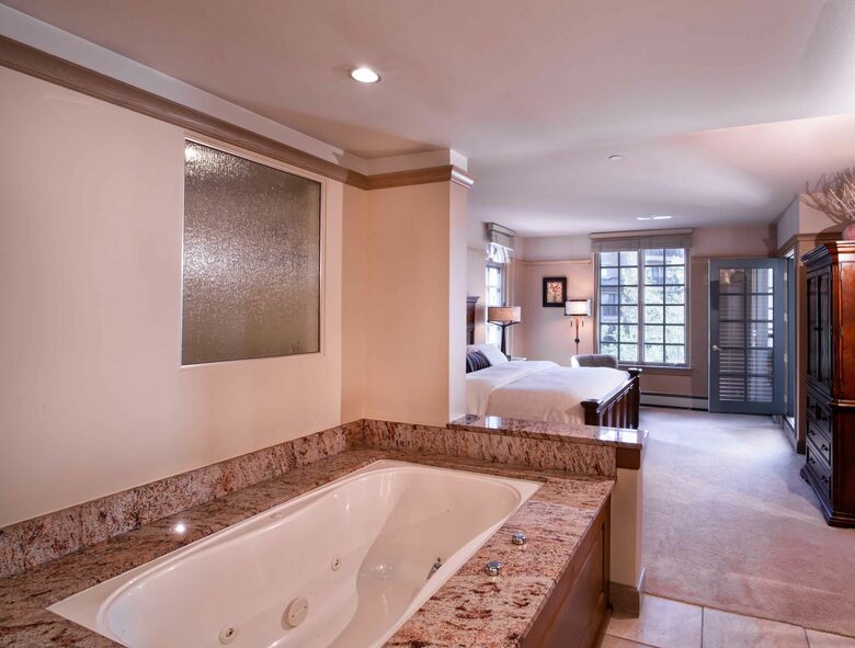 Park Plaza Beaver Creek - 3 Bedroom - Beaver Creek, Colorado