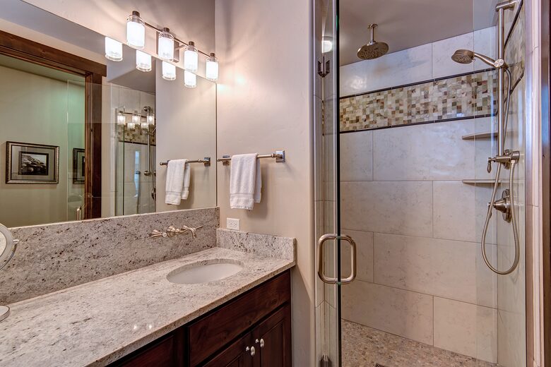 Hidden Pines Haven (available over Labor Day 2025 ) - Breckenridge, Colorado