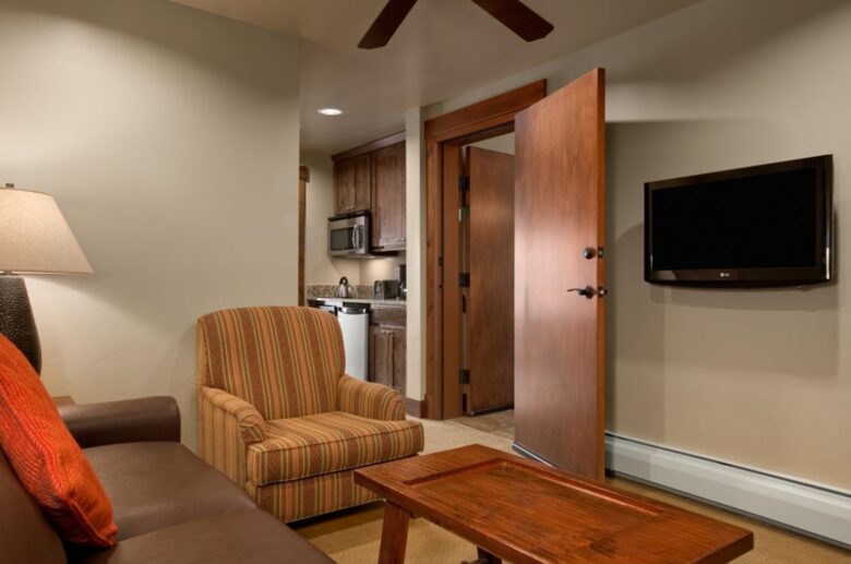 Grand Lodge Ski In/Ski Out - 1 Bedroom - Breckenridge, Colorado