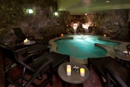 Grand Lodge Ski In/Ski Out - 1 Bedroom - Breckenridge, Colorado