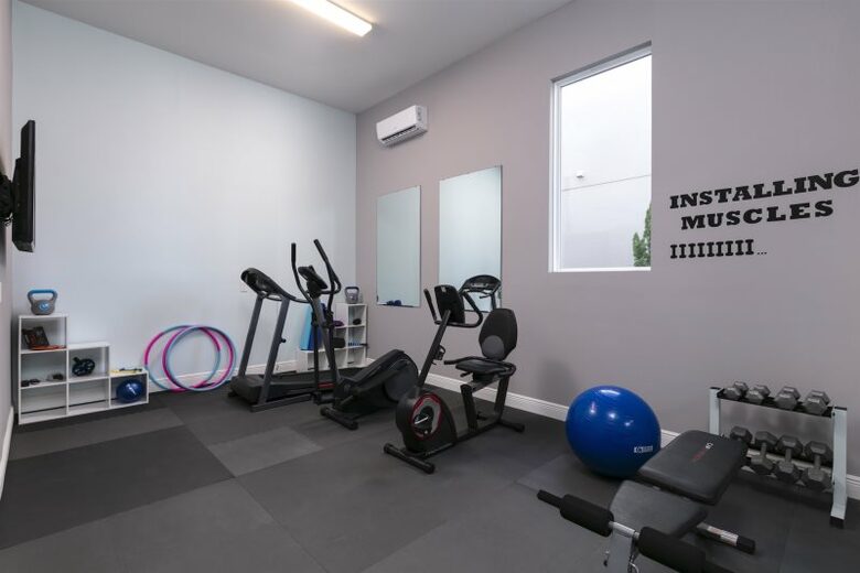 Luxury Terrace Retreat - Reunion, Florida