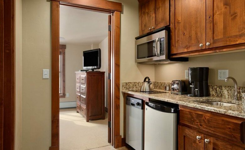 Grand Lodge Ski In/Ski Out - 1 Bedroom - Breckenridge, Colorado