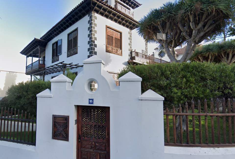 Canary Islands Retreat - Santa Cruz de Tenerife, Spain