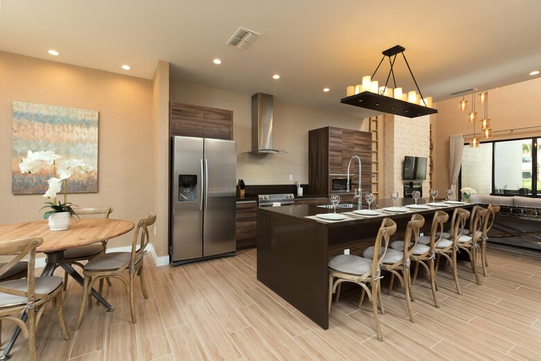 Magic Village Views, Orlando - 4 Bedroom Suite - Kissimmee, Florida