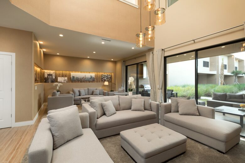 Magic Village Views, Orlando - 4 Bedroom Suite - Kissimmee, Florida